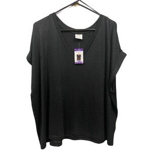 NWT mod ref Womens oversized t-shirt size xxl black v neck cap sleeve soft